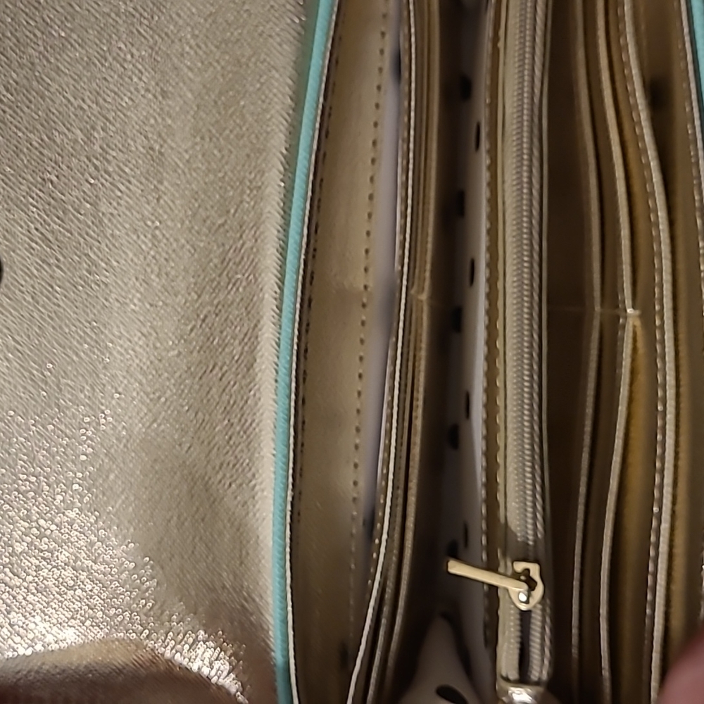 Wallet - Picture 3 of 4